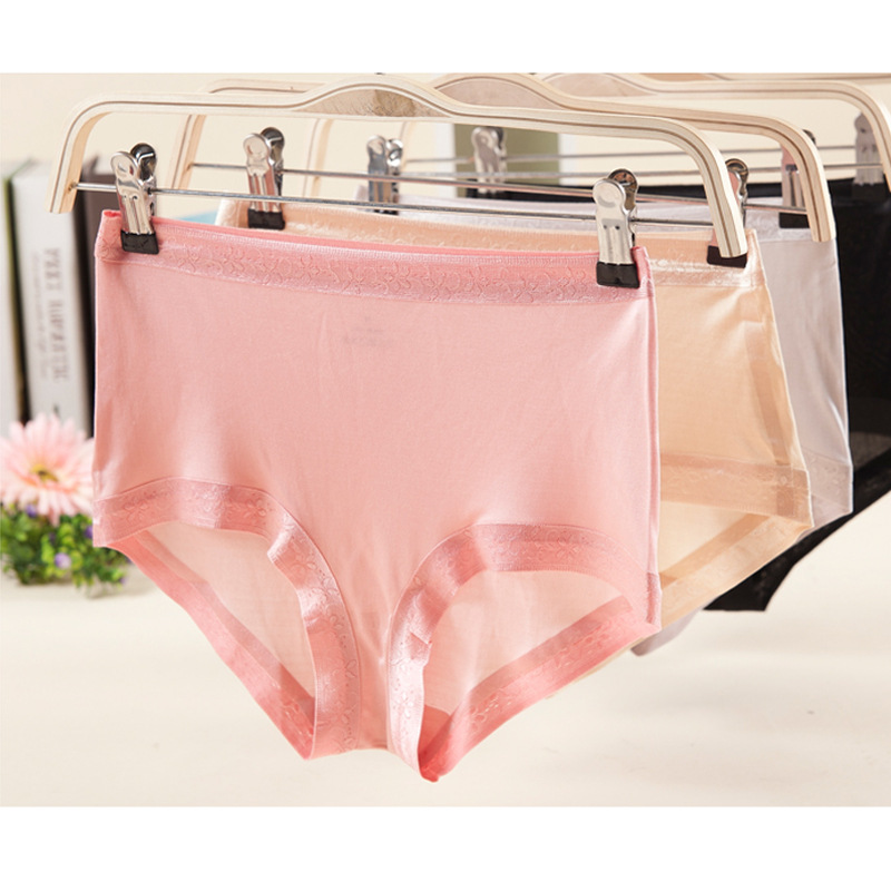 The Seamless Mulberry Silk Lace Boyshorts - Image 3