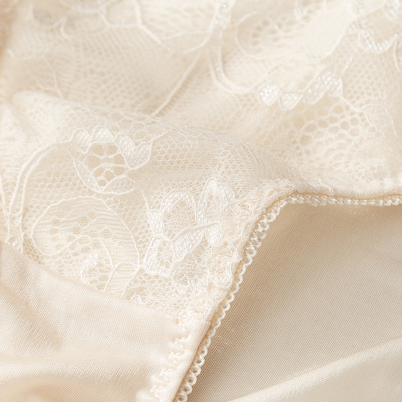 The Seamless Mulberry Silk Lace Bow Mid-Rise Briefs - Image 4