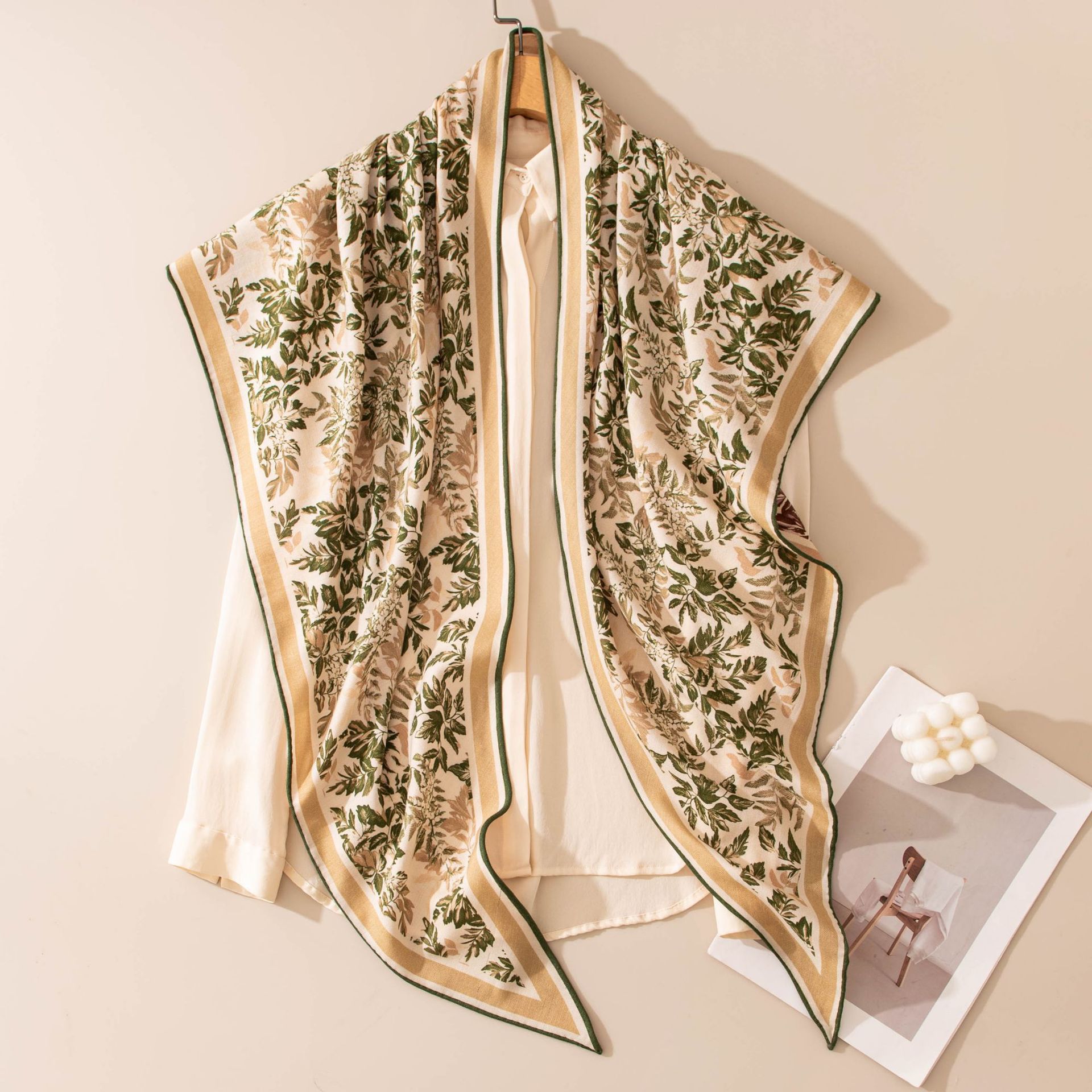 FHZ25-90230-1 Hand Rolled - Double-sided Green Leaves on Pink