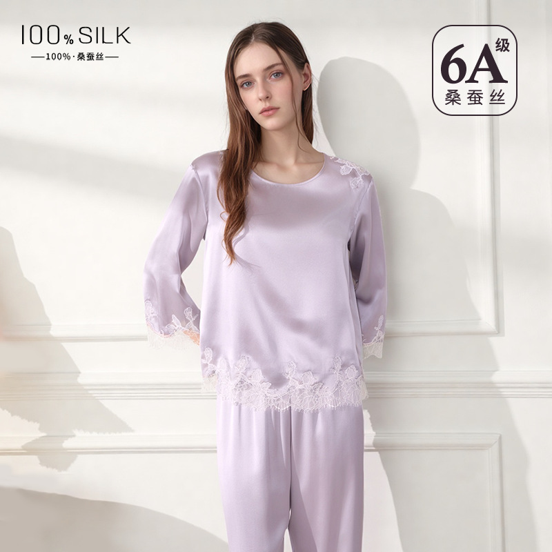 The 19 Momme 100% Mulberry Silk Crew Neck Pajama Set - Image 4