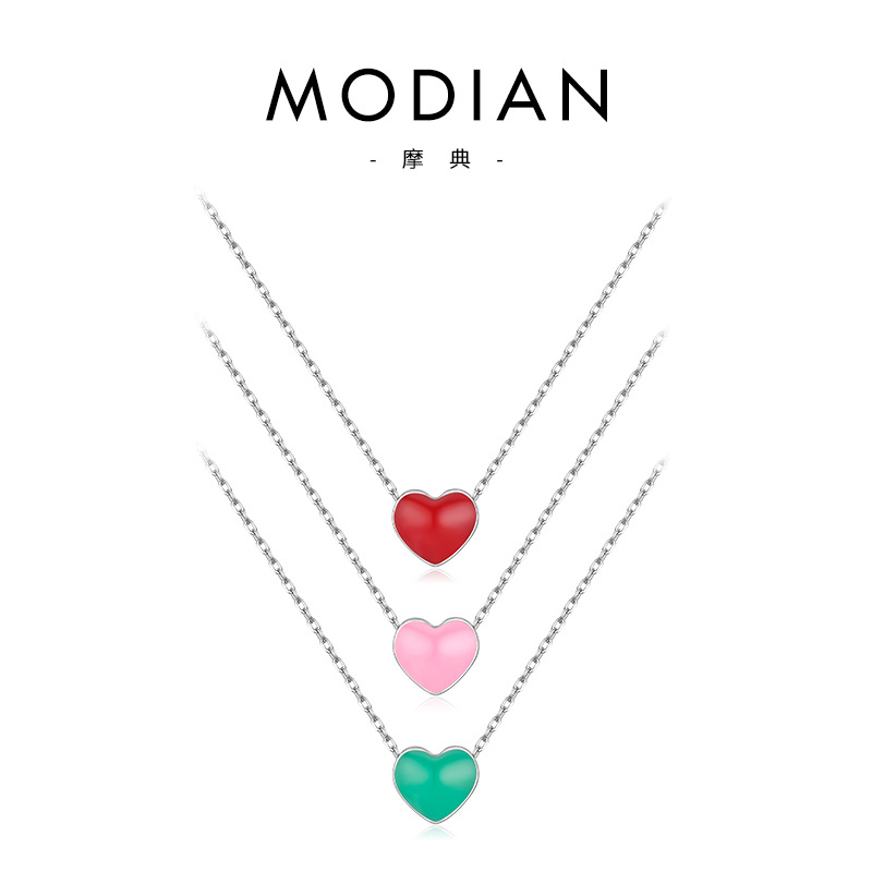 The S925 Silver Three-Color Heart Rainbow Collarbone Necklace - Image 5