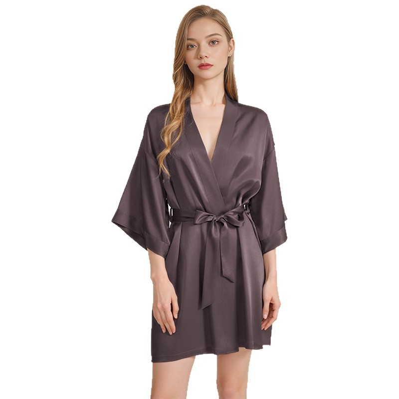 The 100% Mulberry Silk Lightweight Robe - Image 2