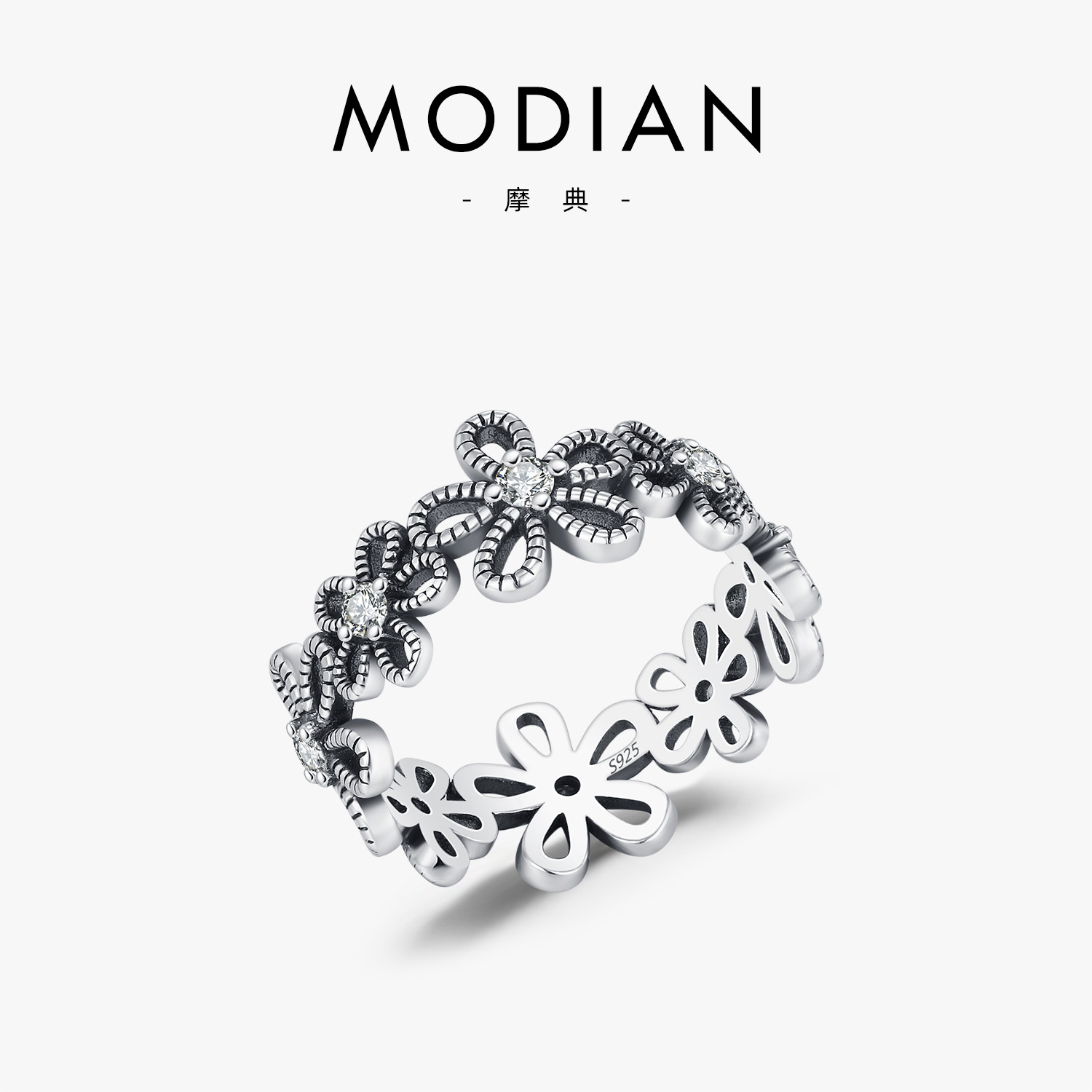 The S925 Sterling Silver Vintage Flower Ring
