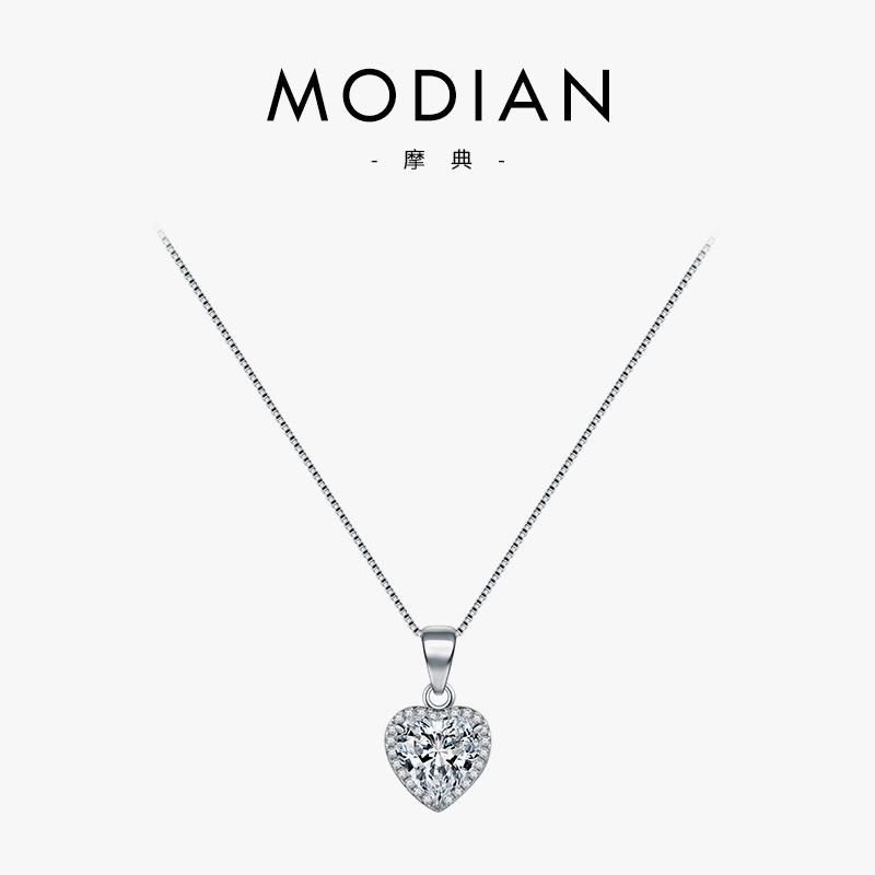 The S925 Sterling Silver Heart Zirconia Pendant Necklace