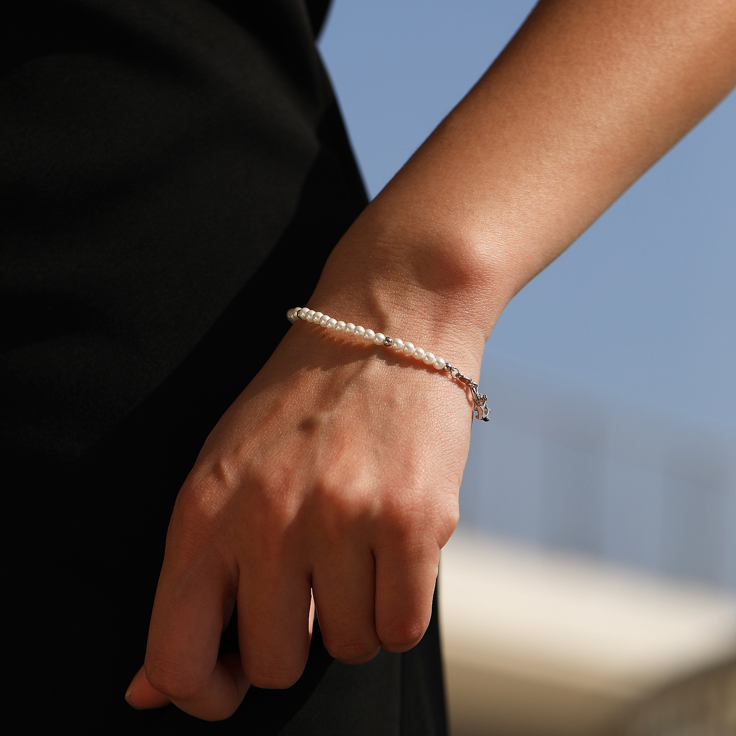 The S925 Sterling Silver Crystal Pearl Bracelet - Image 2