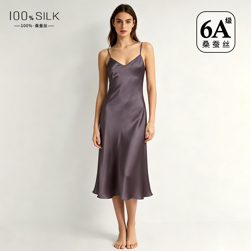 The 100% Mulberry Silk Mid-Length Nightgown - Image 2