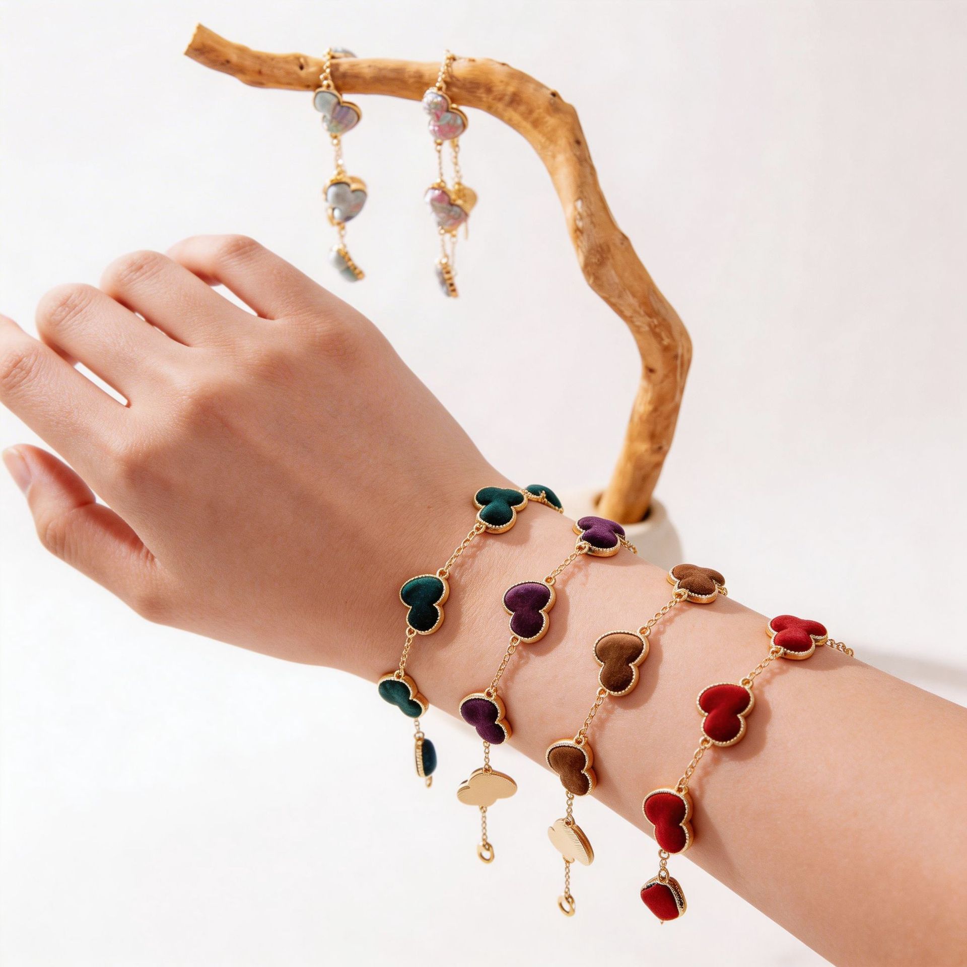 The Handmade Silk Song Brocade Gourd Bracelet