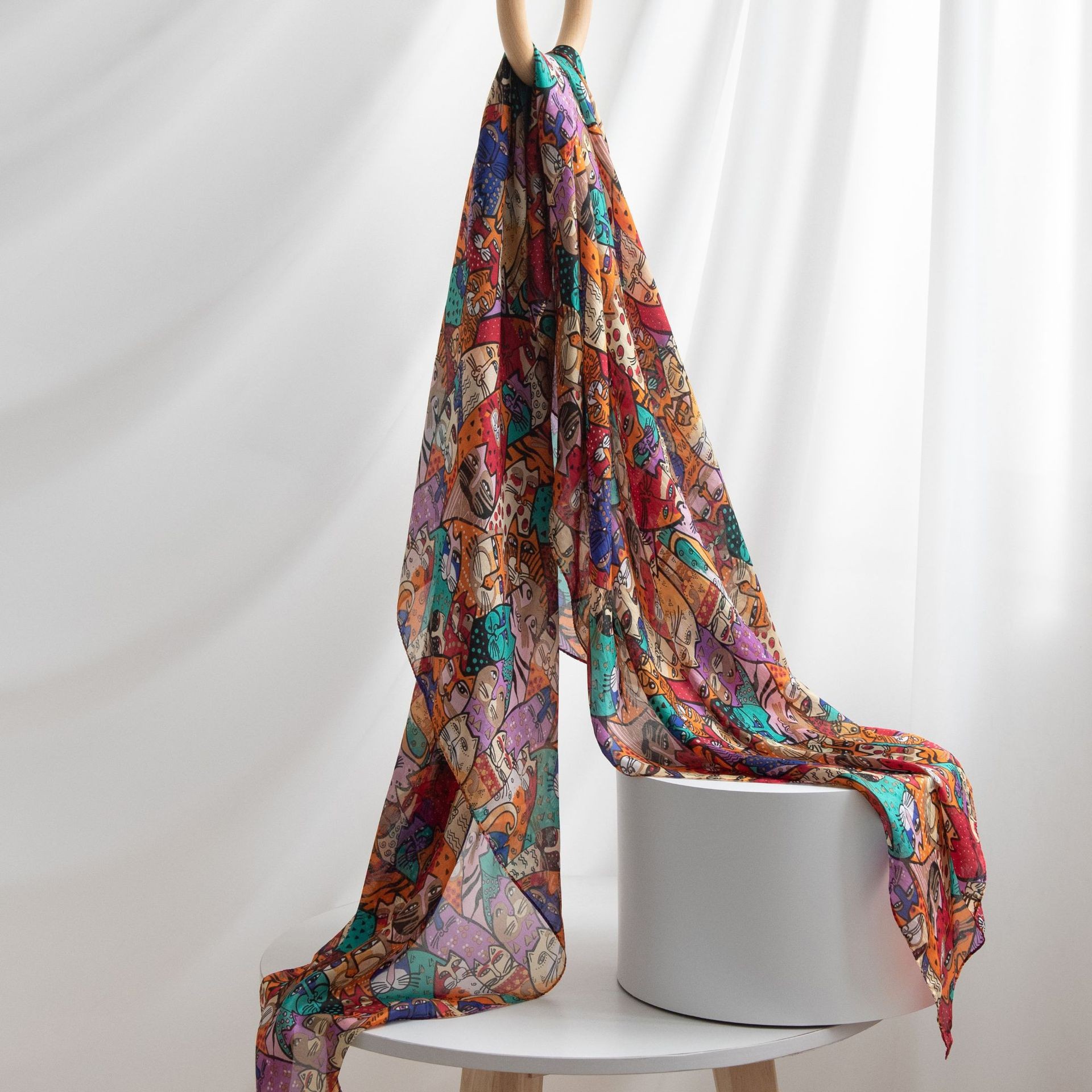 FHZ25-9685-2 Orange Purple Funny Cat