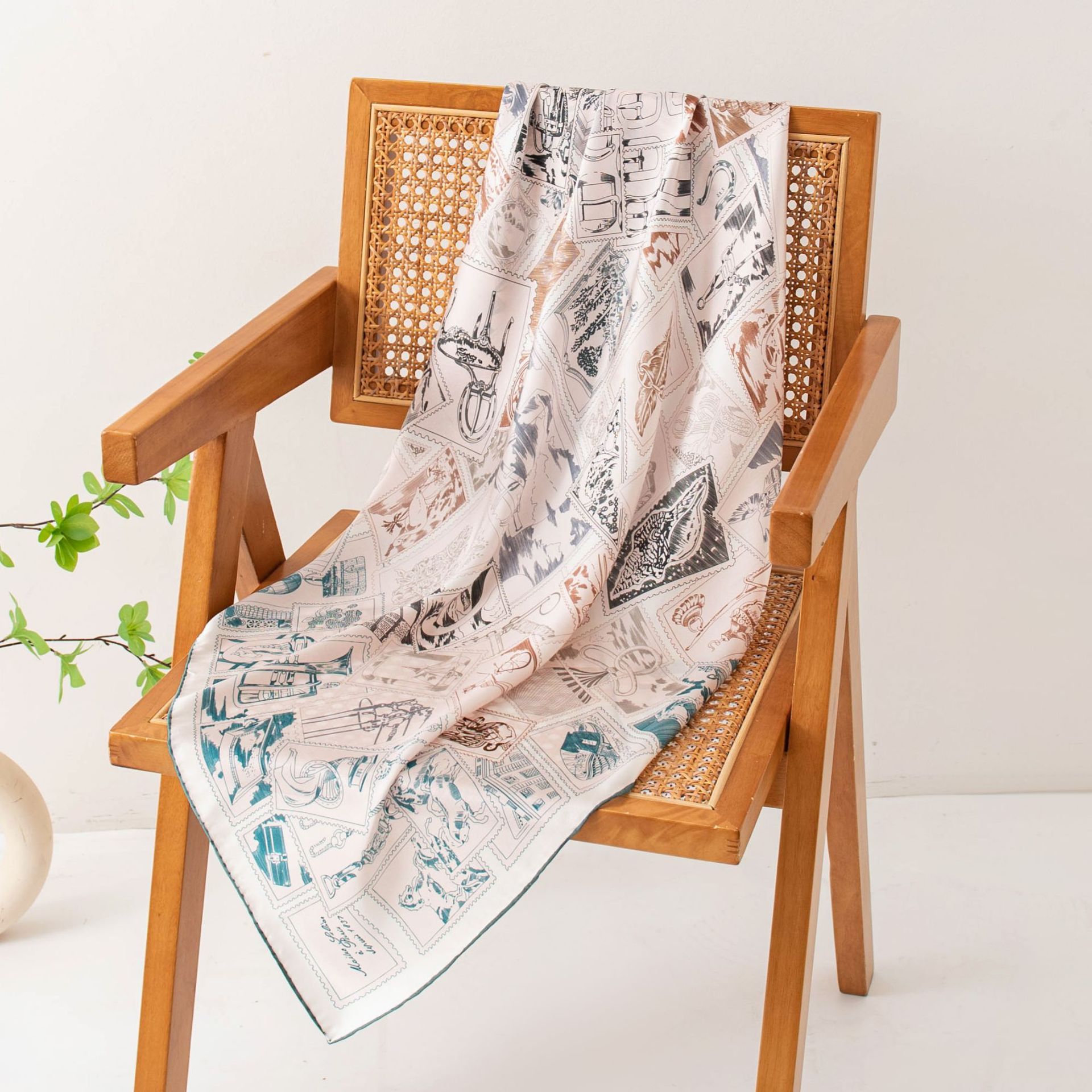 The Hand-Rolled Mulberry Silk Print Shawl