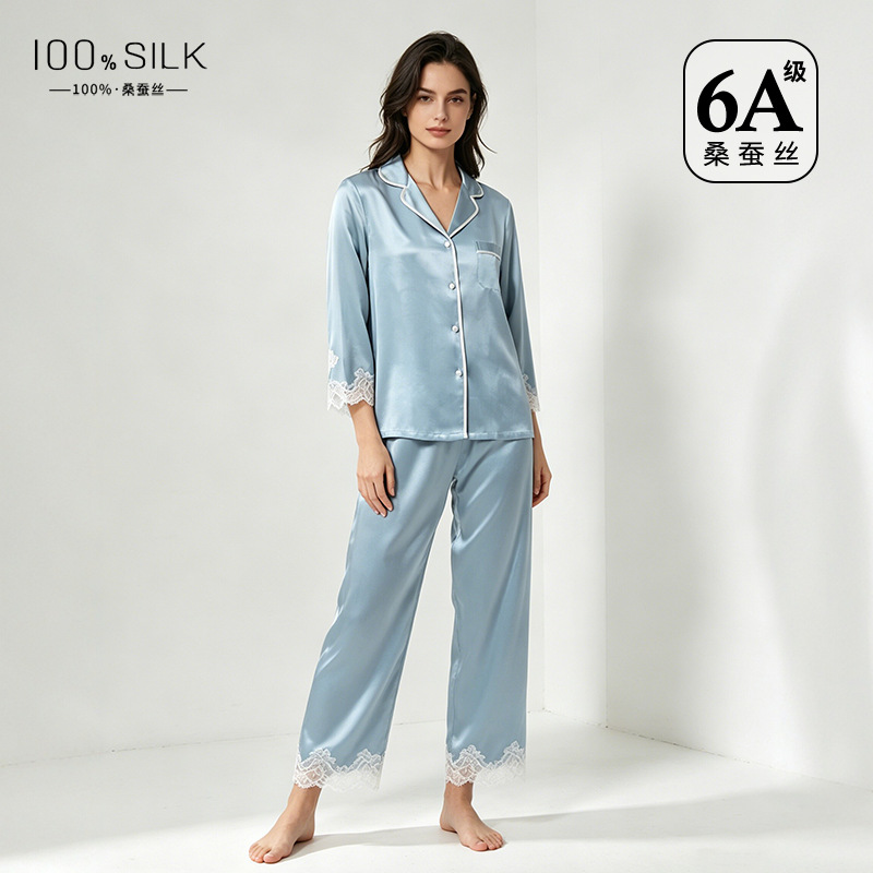 The 19 Momme 100% Mulberry Silk Lounge Set