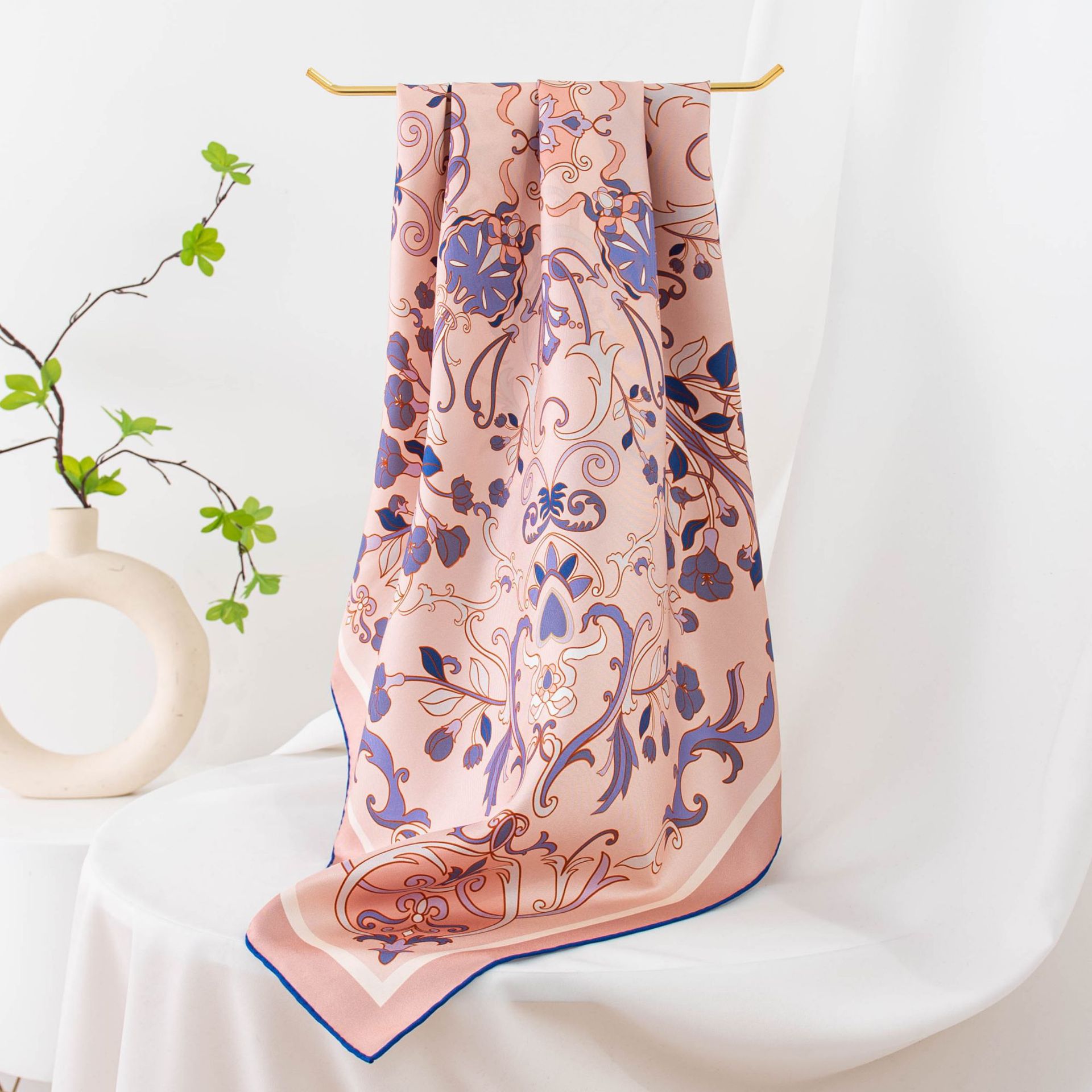 FHZ25-9853-1 Hand Roll - Floral Secret Pink