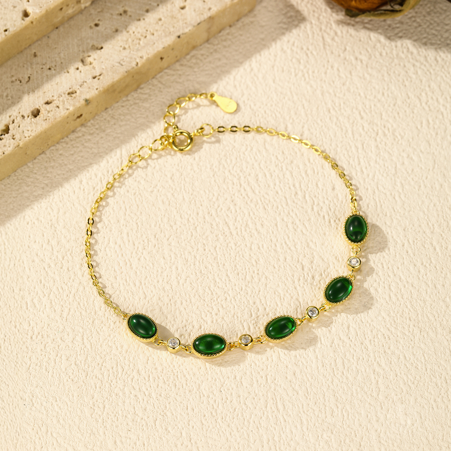 The S925 Sterling Silver Emerald Sugar Tower Bracelet - Image 4