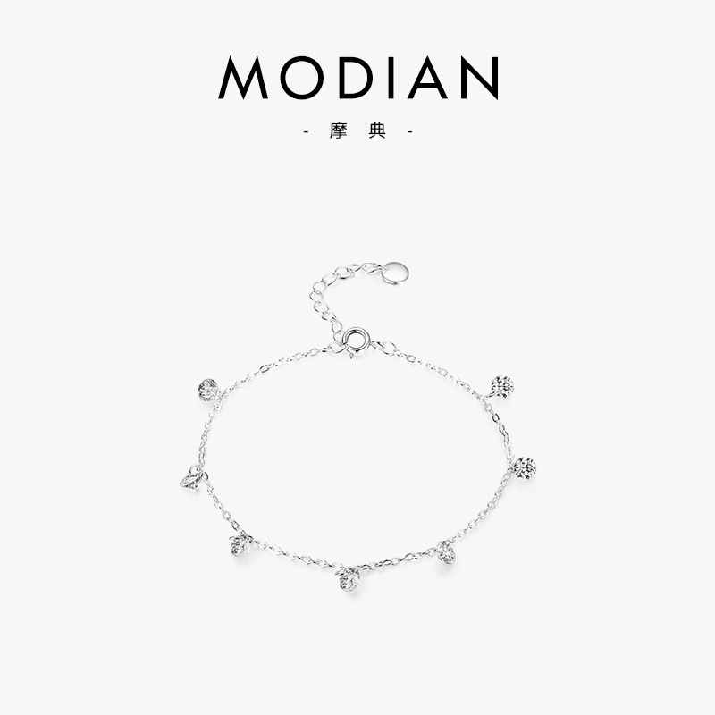 The S925 Silver Zircon Starry Bracelet