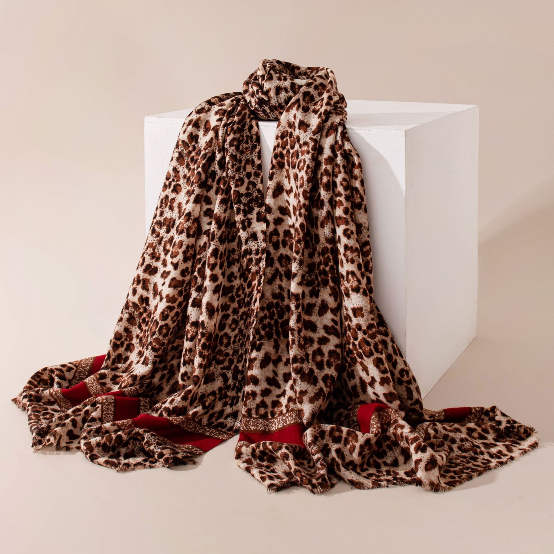 The Leopard Print Wool Thin Scarf - Image 3
