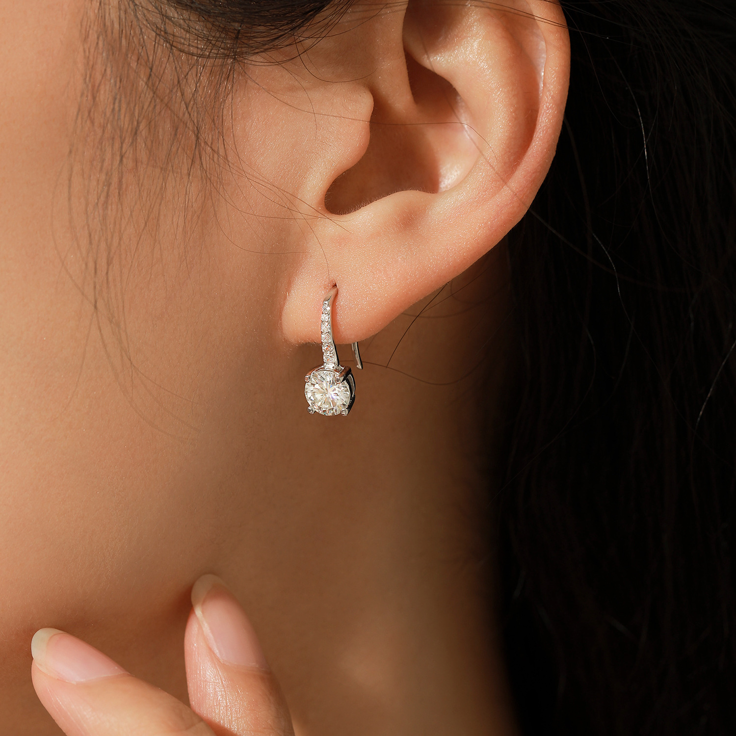The 1 Carat Moissanite S925 Silver Four-Prong Earrings - Image 2