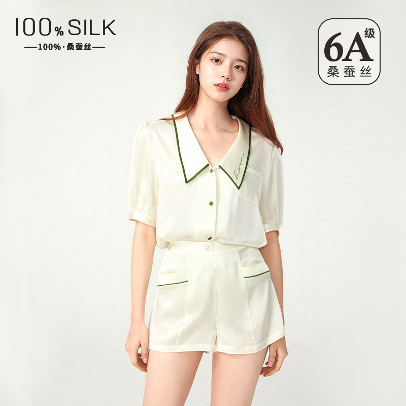 The 100% Mulberry Silk Short Sleeve Short Pajama Set - Image 2