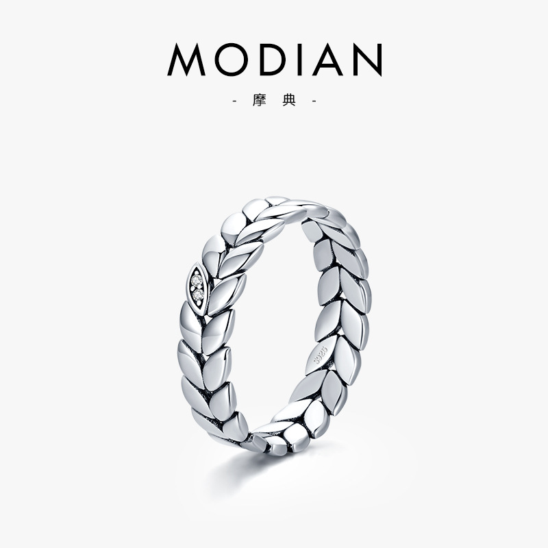 The S925 Sterling Silver Leaf Ring