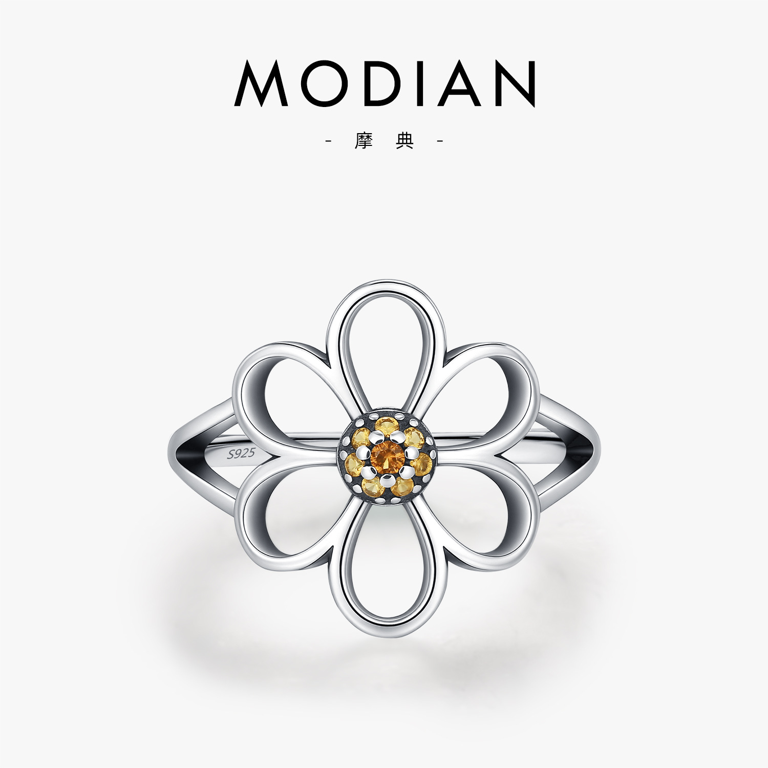 The S925 Sterling Silver Floral Hollow Ring