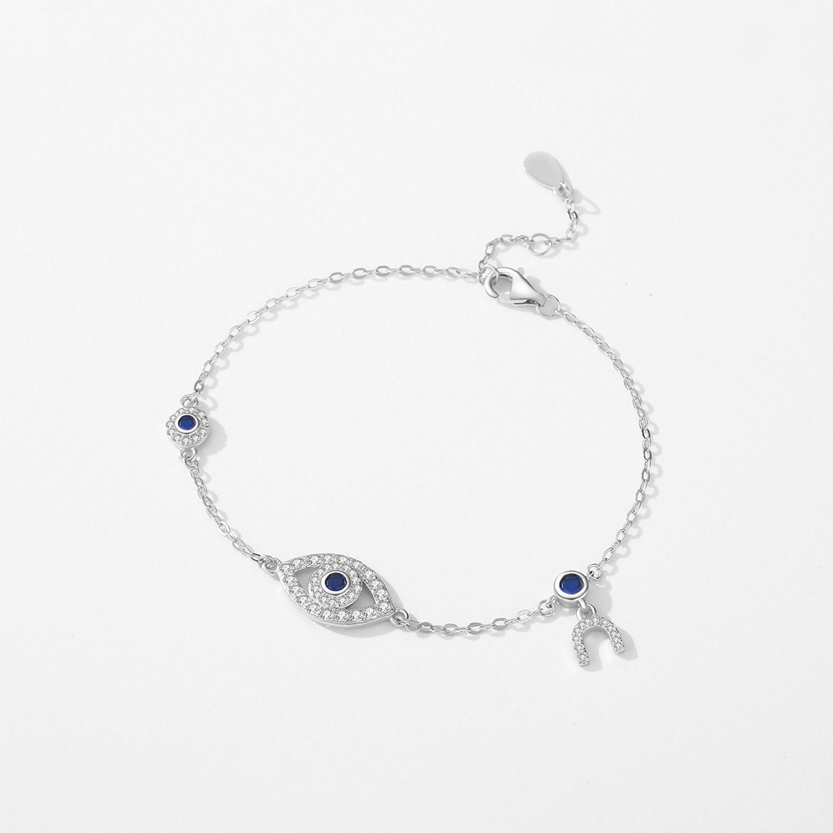 The Sterling Silver Evil Eye Magnet Bracelet - Image 4