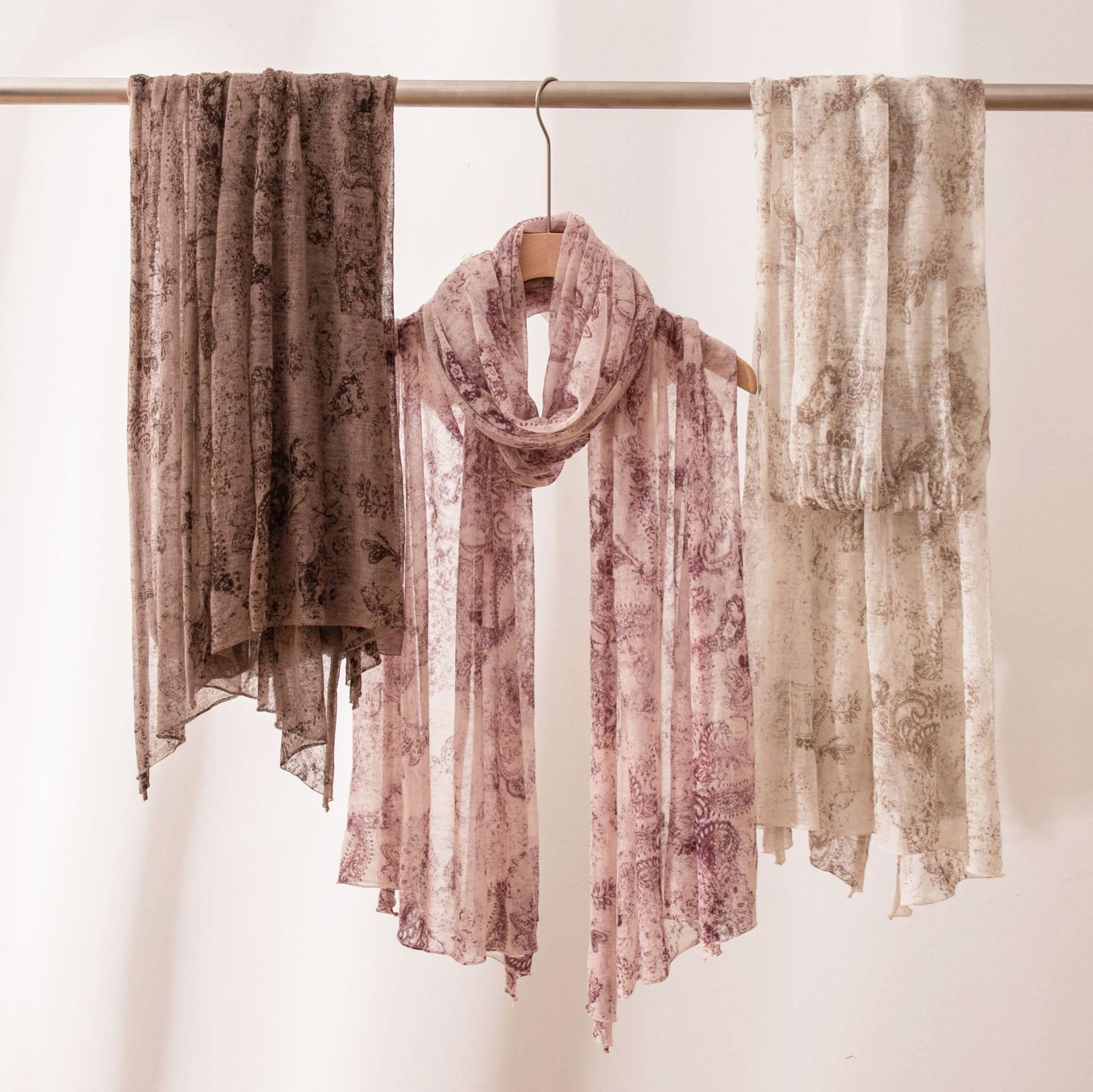 The Lightweight 100% Cashmere Mid-Length Shawl - Image 2