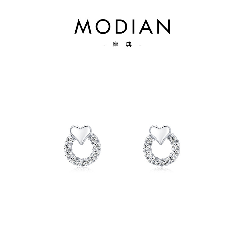 The Hollow Circle Heart Stud Earrings in S925 Sterling Silver - Image 5