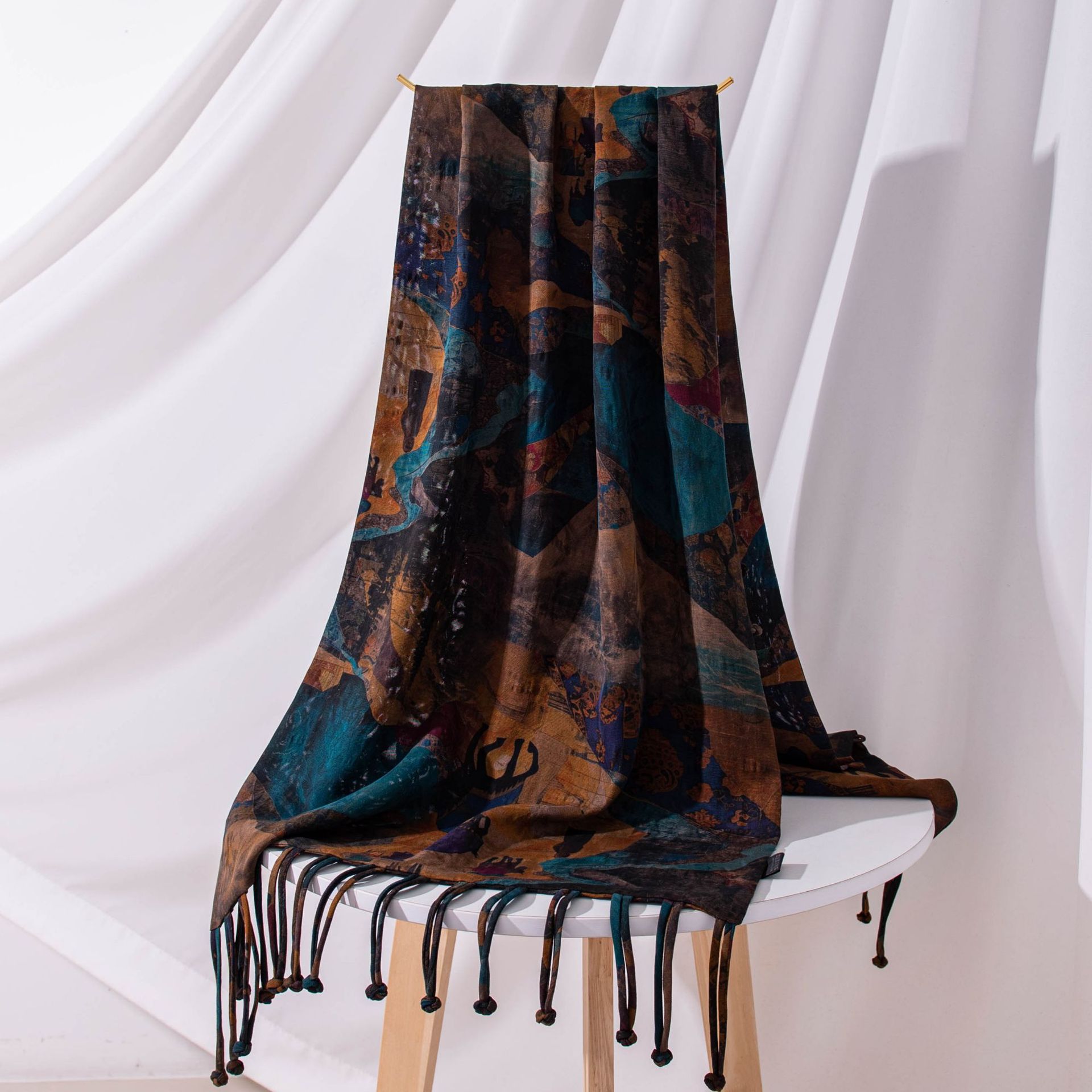 The Silk Cloud Gauze Tassel Shawl with Chinese Knot Buttons - Image 3
