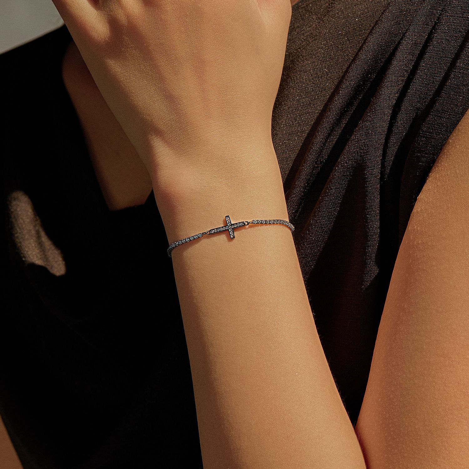 The Sterling Silver Adjustable Cross Bracelet - Image 5