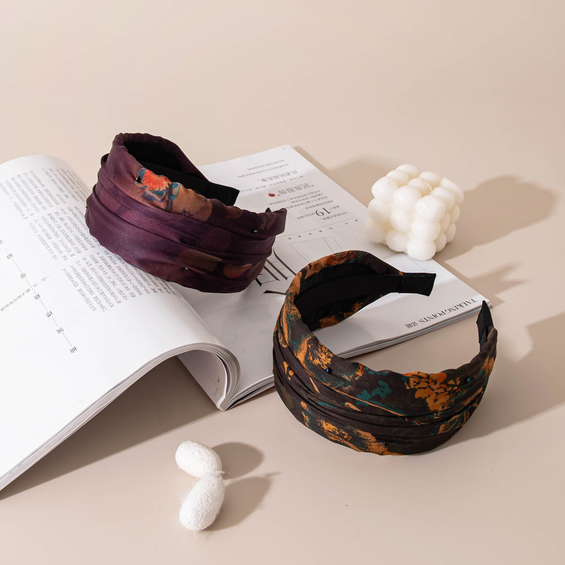The Silk Wide Edge Anti-Slip Hair Hoop - Image 4