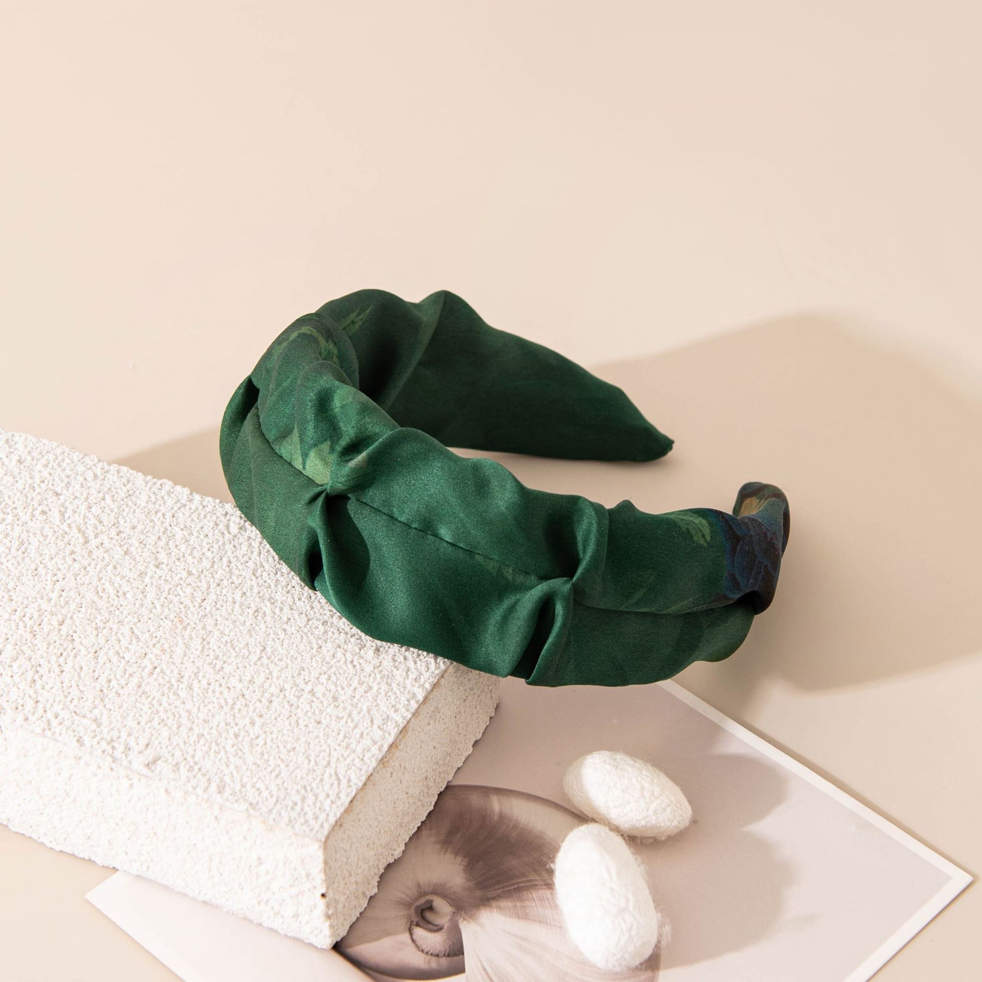 FHS26-3029-1 Peony Green
