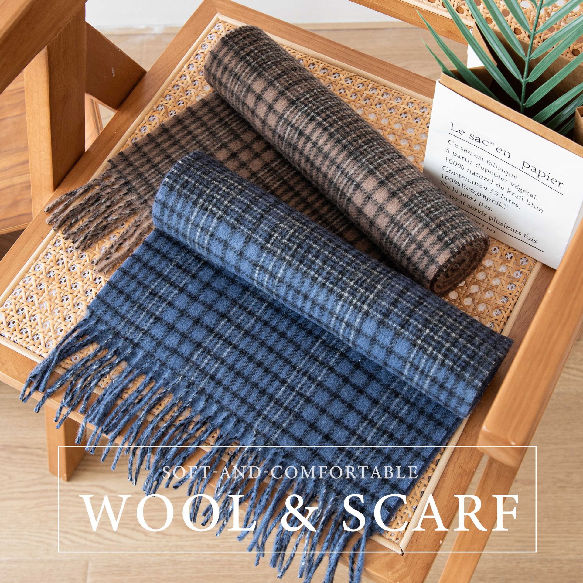 The Double-Sided Lambswool Plaid Scarf