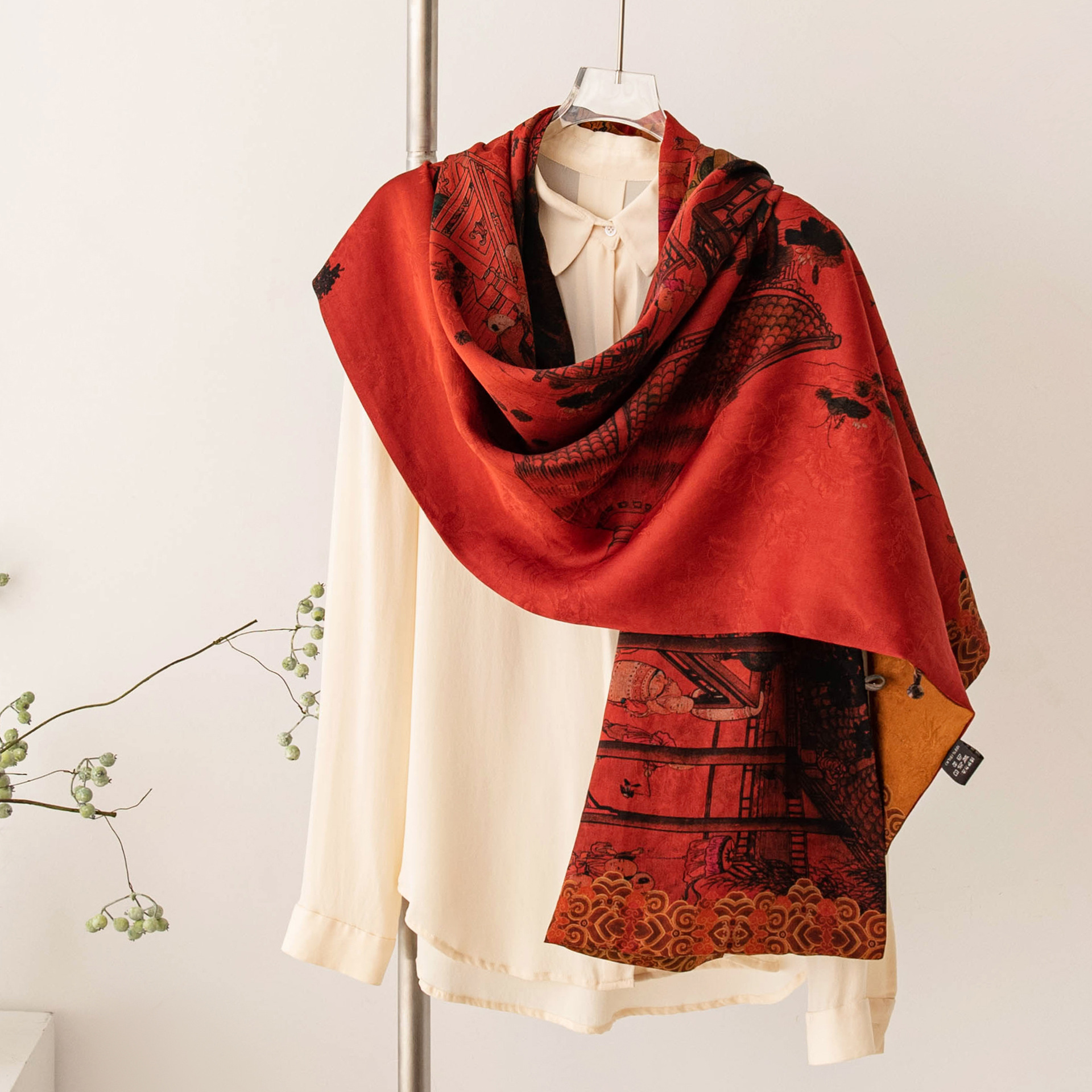 The Red Xiangyunsha Silk Double-Layer Buckle Shawl
