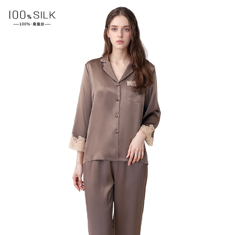The 100% Mulberry Silk Long Sleeve Pajama Set - Image 5