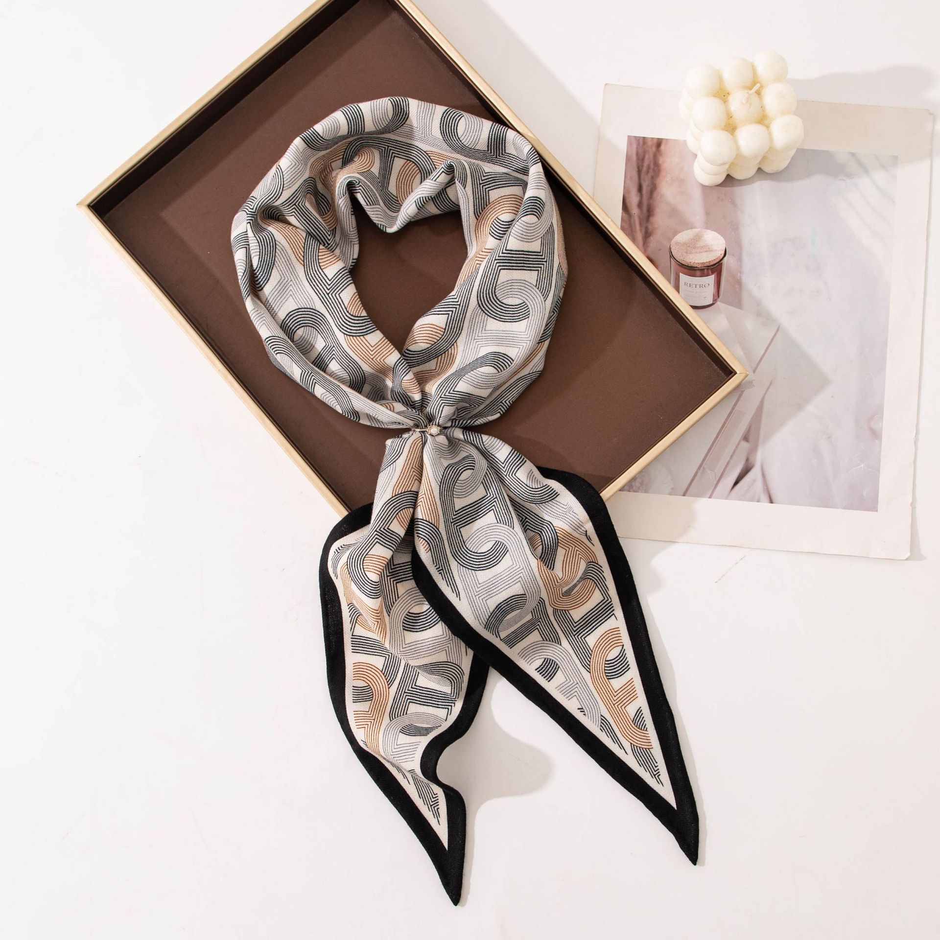 The 100% Wool Diamond Scarf