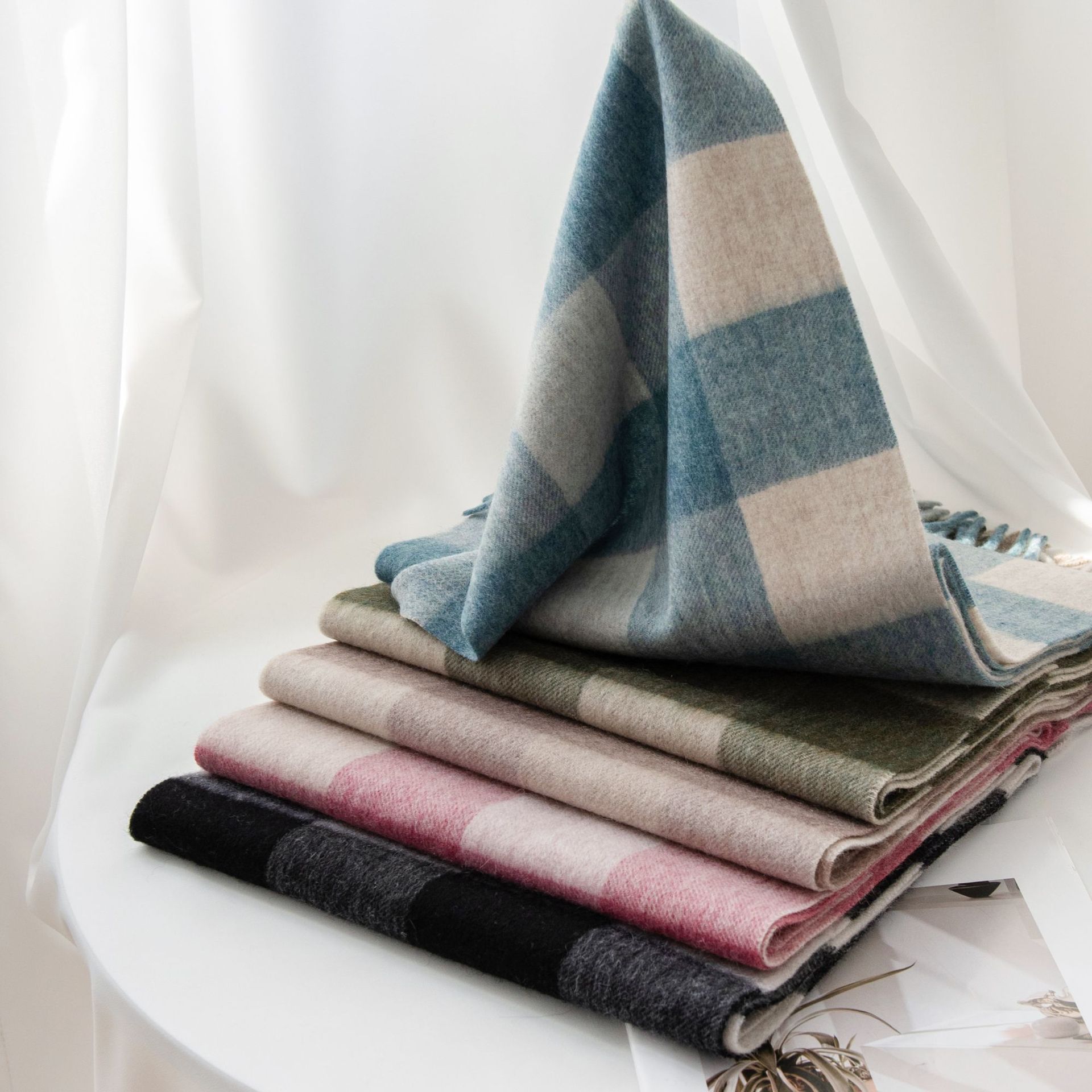 The Plaid Wool Scarf with Fringe - Image 4