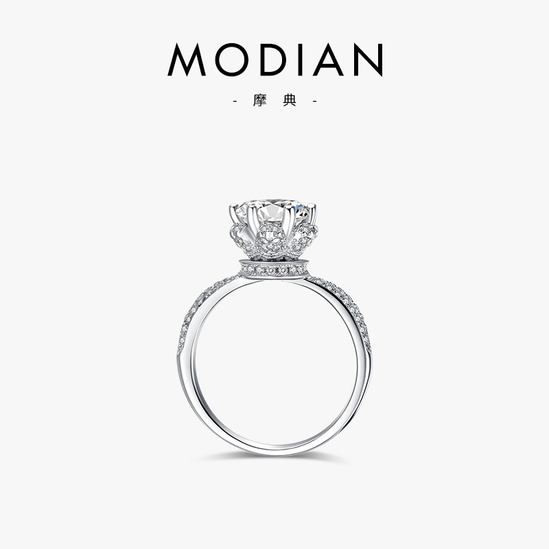 The Crown Silver Ring with Zircon