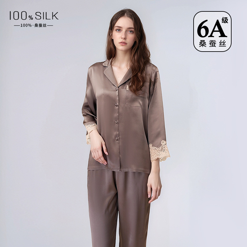 The 100% Mulberry Silk Long Sleeve Pajama Set - Image 4