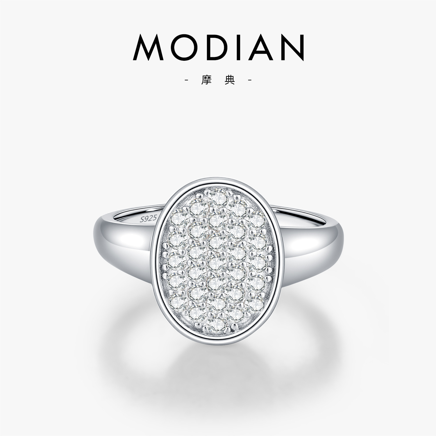The S925 Silver French Vintage Button Ring with Moissanite