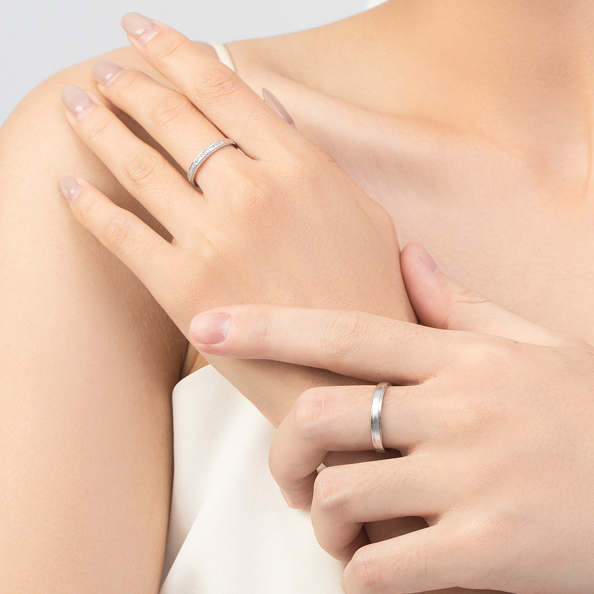 The S925 Sterling Silver Diamond-Cut Open Ring - Image 2