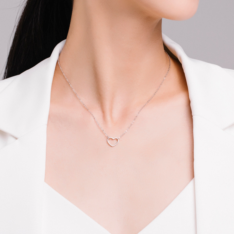 The S925 Sterling Silver Minimalist Heart Necklace - Image 2