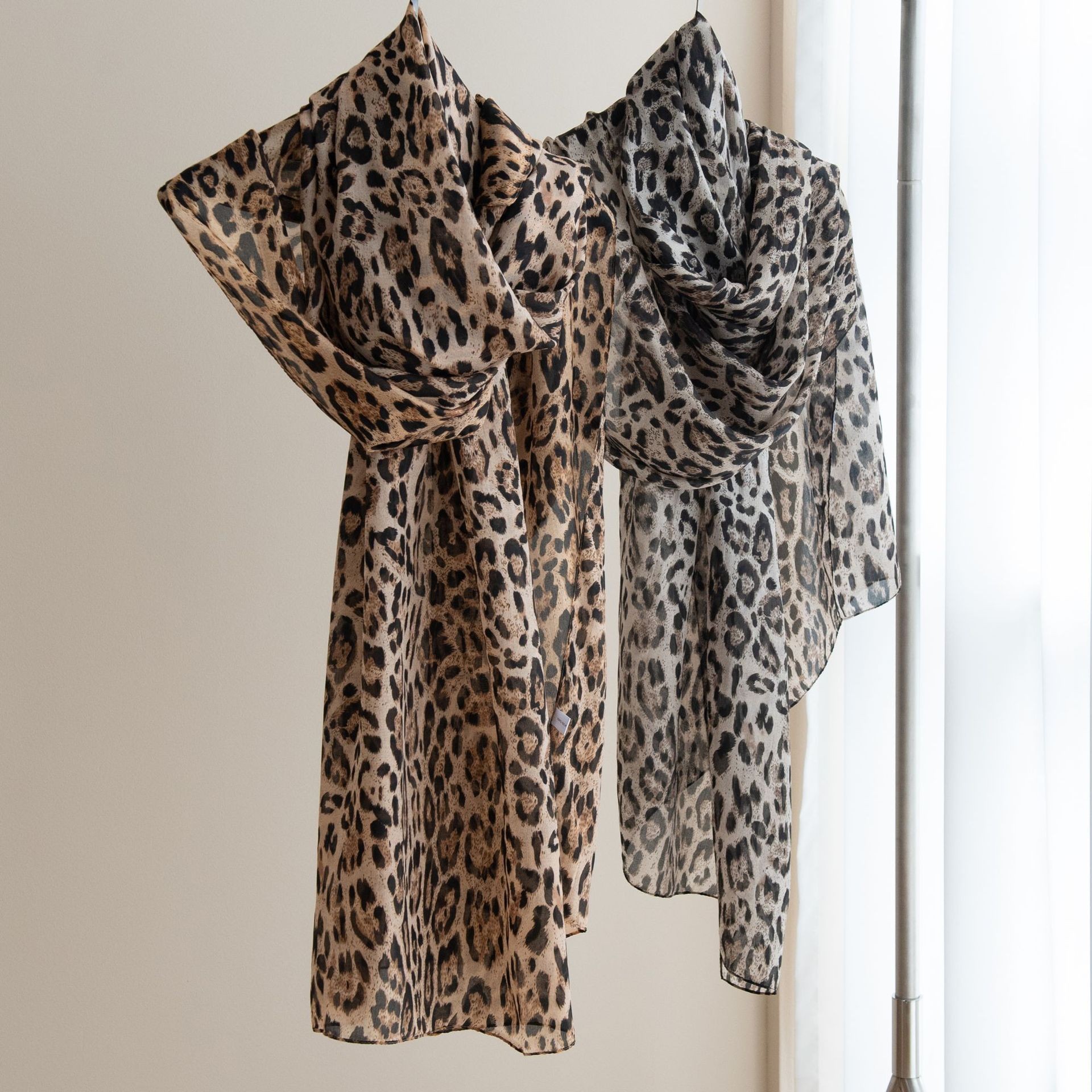 The Vintage Style Mulberry Silk Long Wrap - Image 2