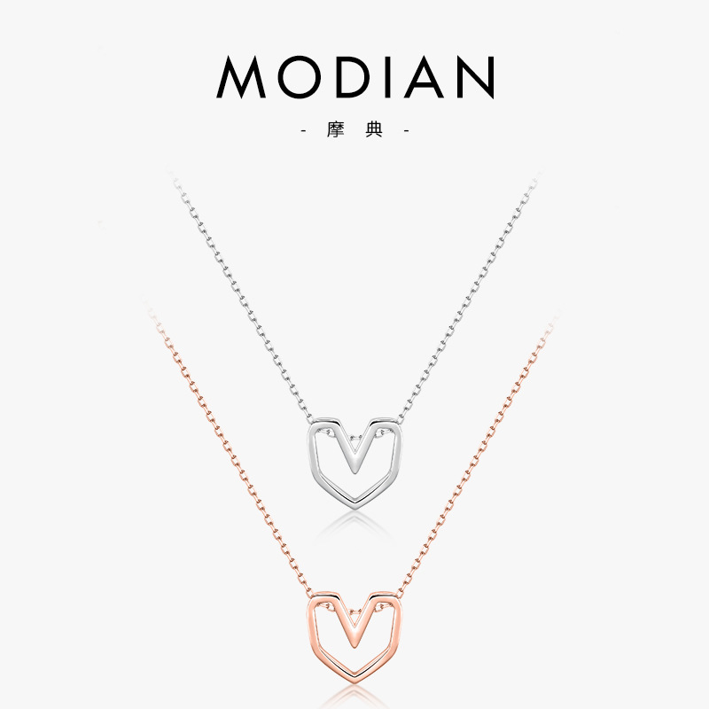 The S925 Silver Sweet Heart Short Choker Necklace