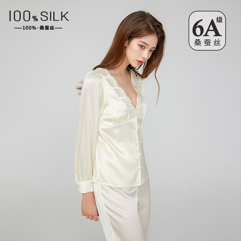 The 19 Momme 100% Mulberry Silk Long Sleeve Pajama Set - Image 4