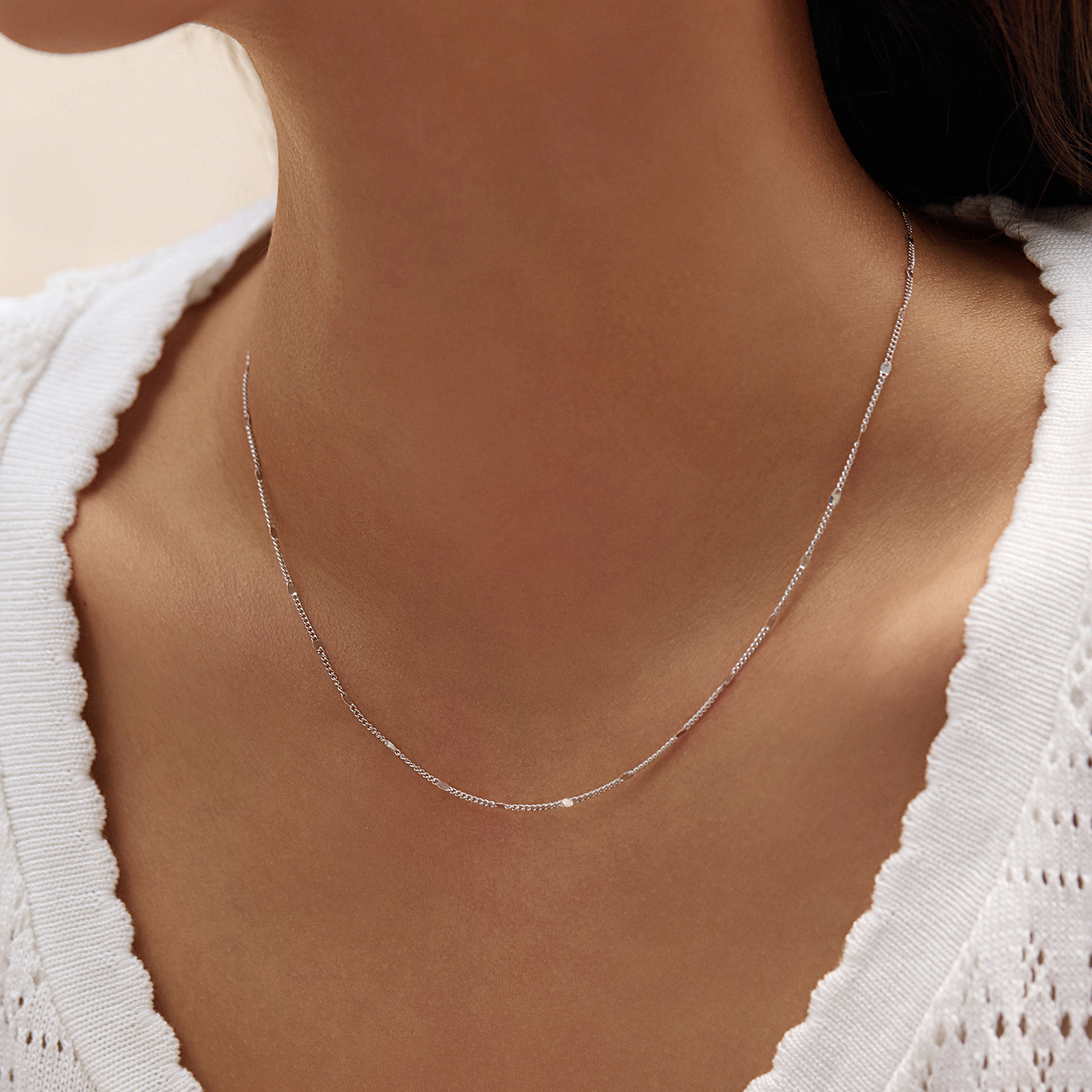 The S925 Sterling Silver Side Shimmer Chain Necklace - Image 2