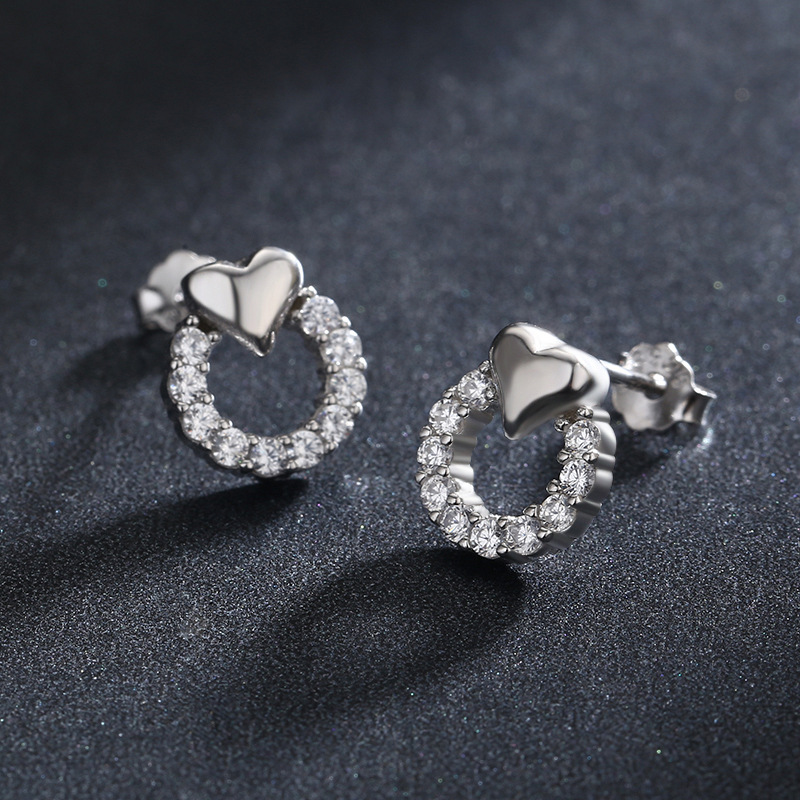 The Hollow Circle Heart Stud Earrings in S925 Sterling Silver - Image 4