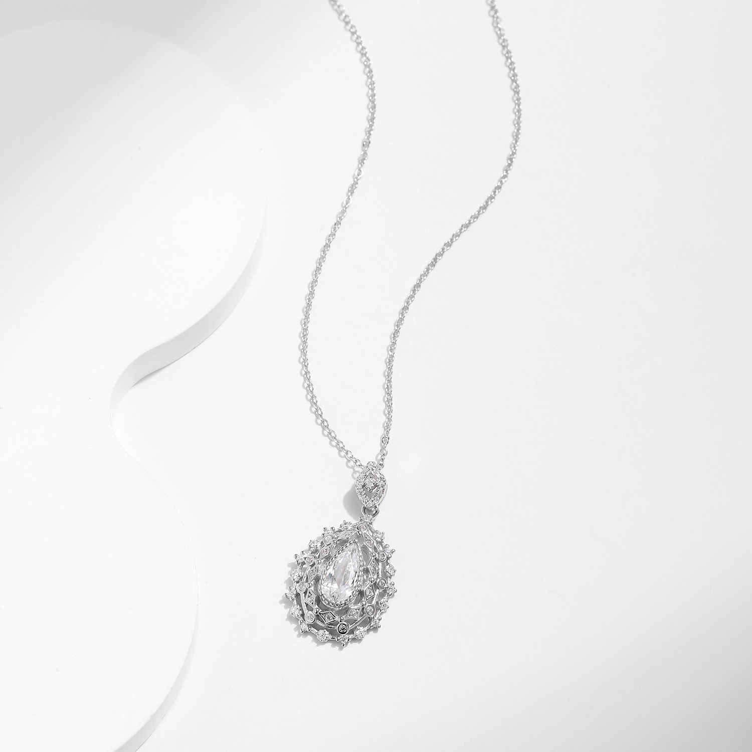 The S925 Sterling Silver Full Diamond Teardrop Pendant Necklace - Image 4