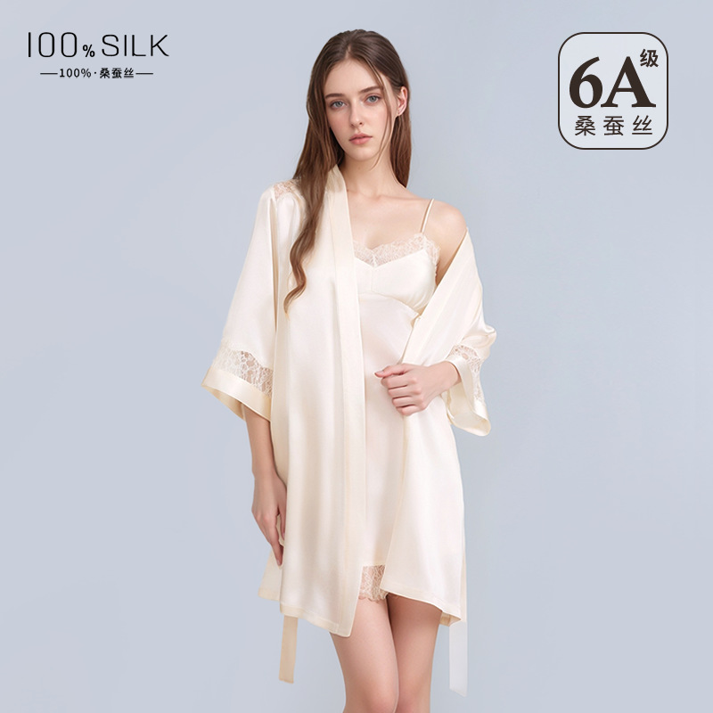 The 100% Mulberry Silk Sleep Dress with Padded Bra - Image 4