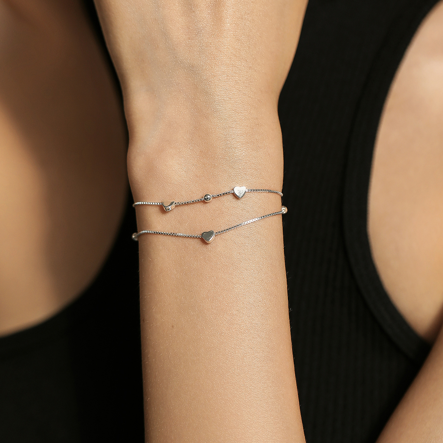 The S925 Sterling Silver Minimalist Heart Bracelet - Image 2