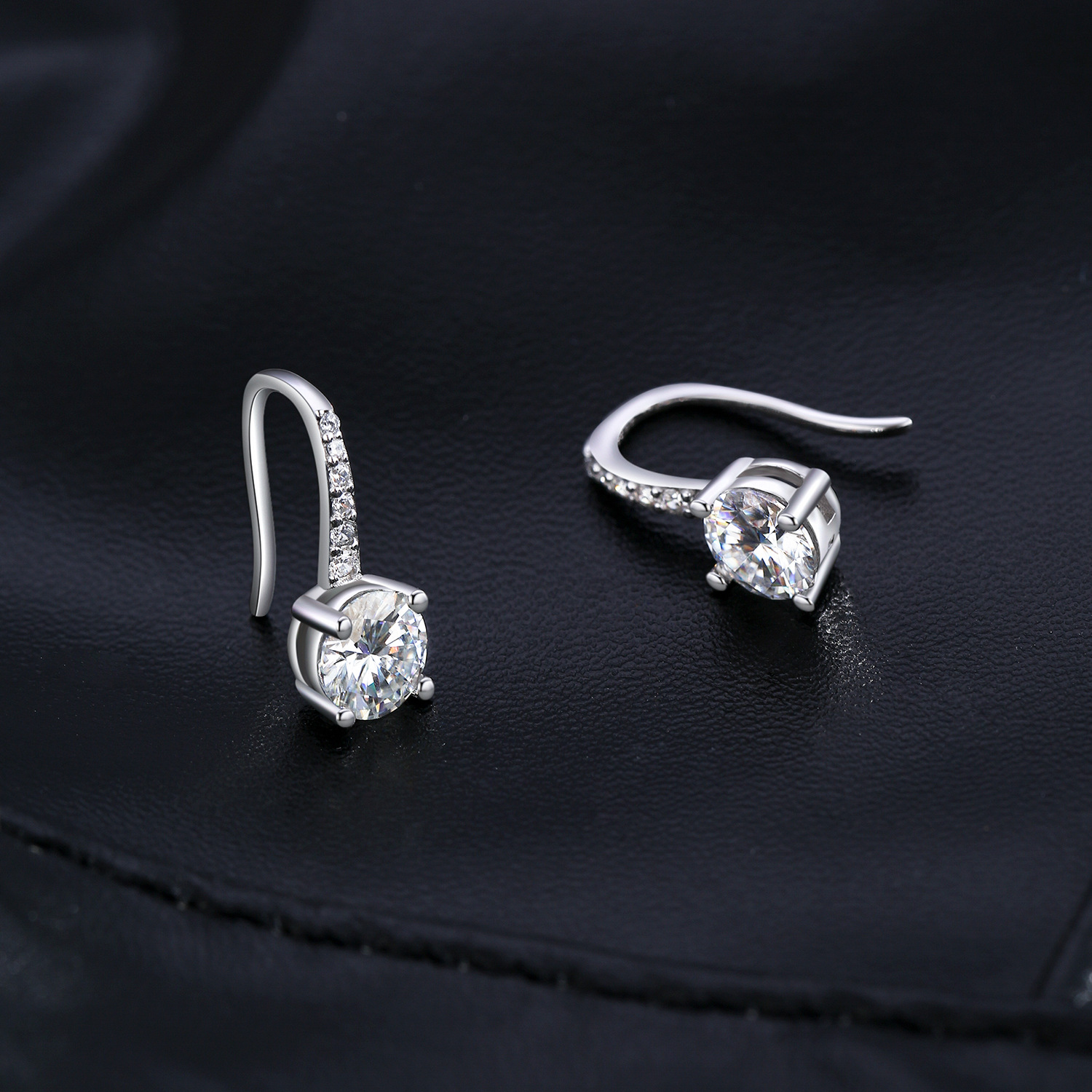 The 1 Carat Moissanite S925 Silver Four-Prong Earrings - Image 4