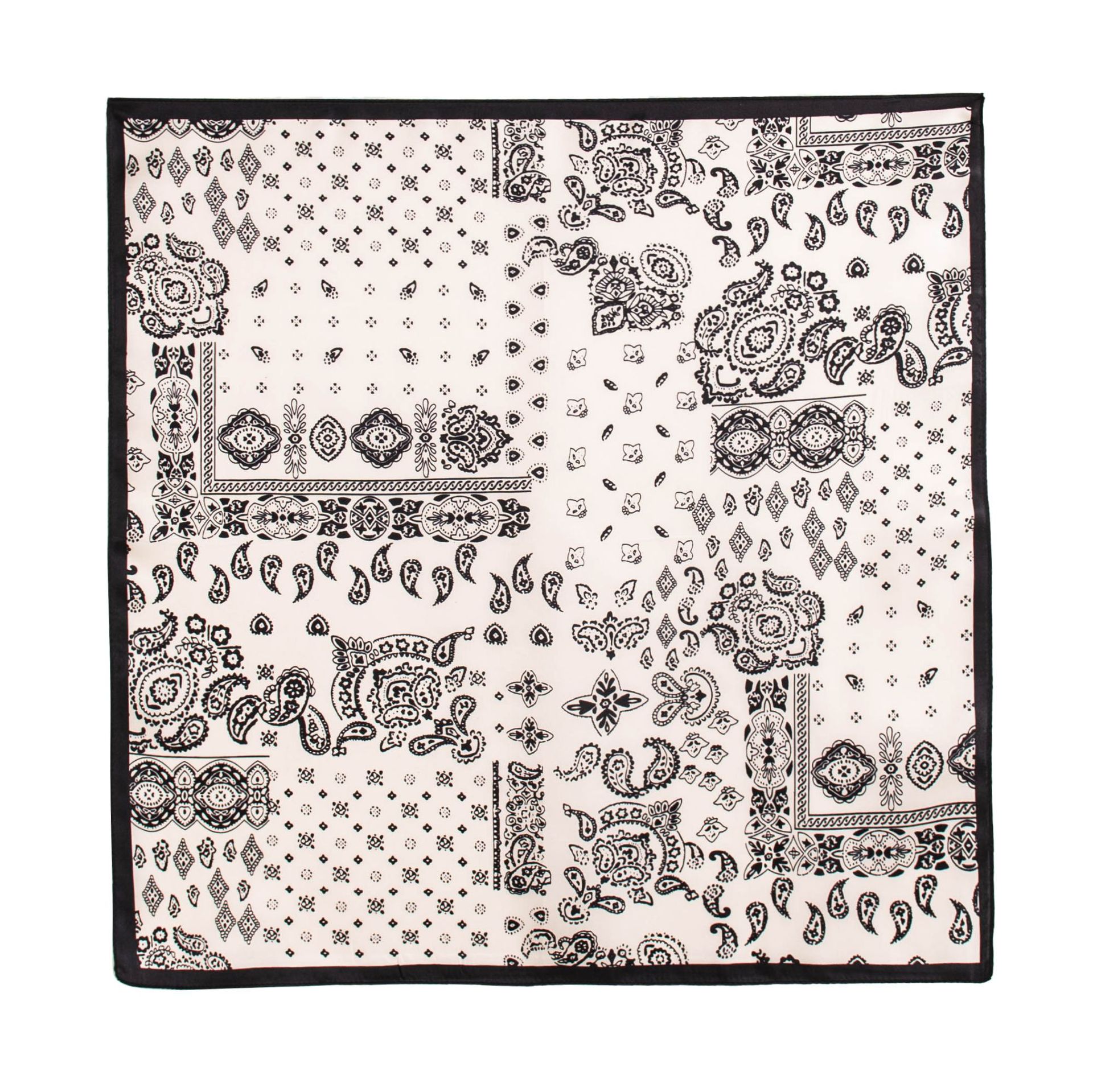 FHZ26-90606-2 Black White Paisley