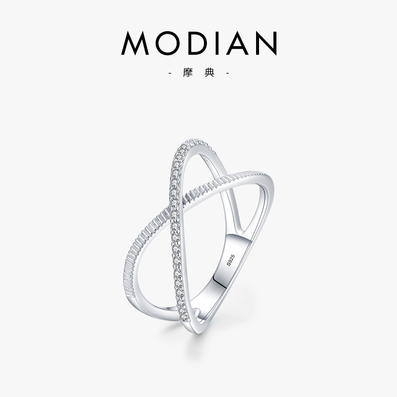 The S925 Sterling Silver Cross Band Ring